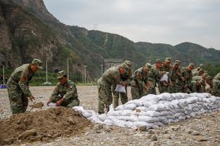 差强人意-黄蜂榜眼米勒14中6&三分8中3 得到16分4篮板2助攻